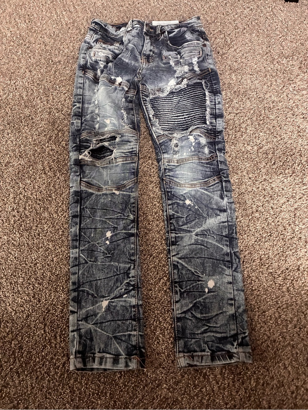 Boys jeans size 12
Slim fit